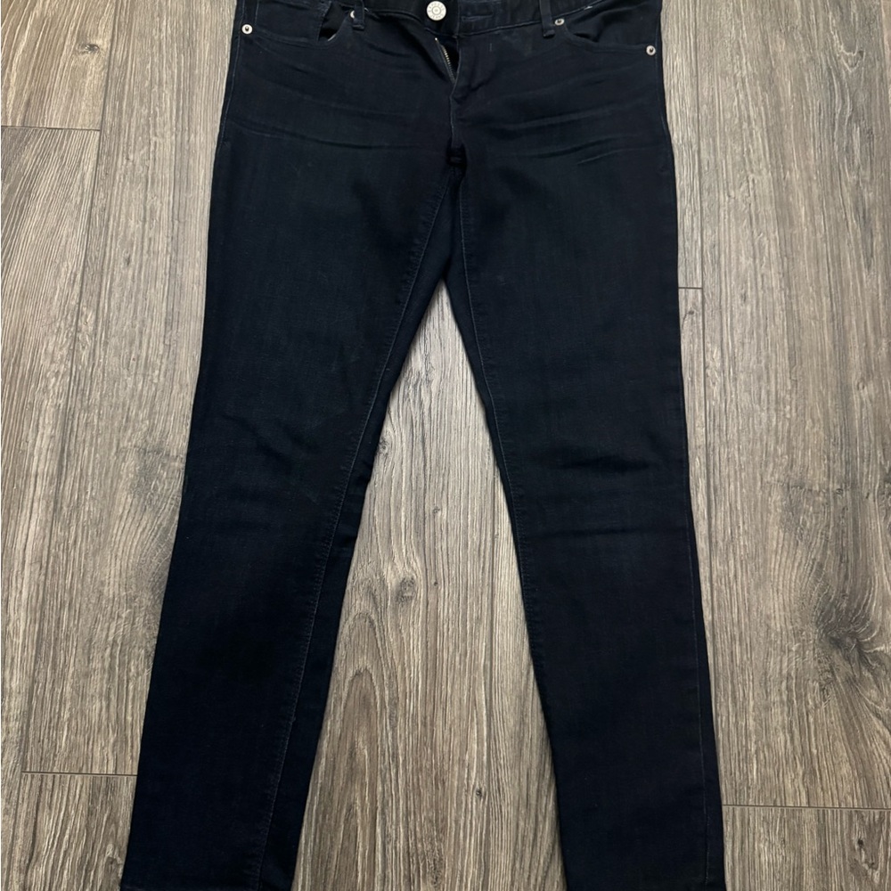 Elegant Midnight Black Skinny Jeans for Women by Express.